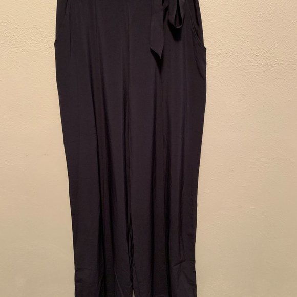 Lululemonn Wide Leg Dress Pant - Picture 5 of 10
